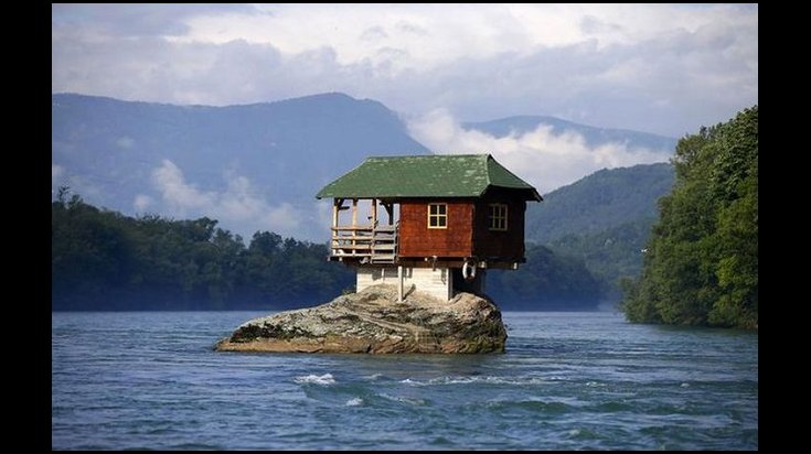 Des maisons incroyables.