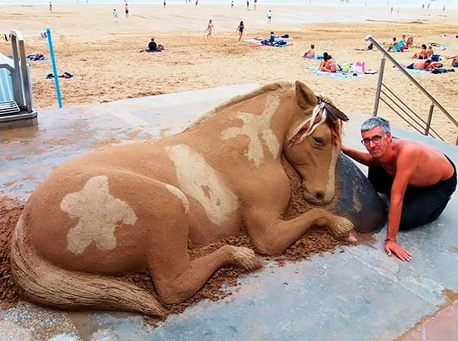 Les sculptures de sable de l'artiste Andoni Bastarrika