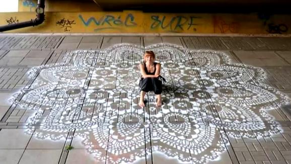 De la dentelle et du street-art, Nespoon séduit!