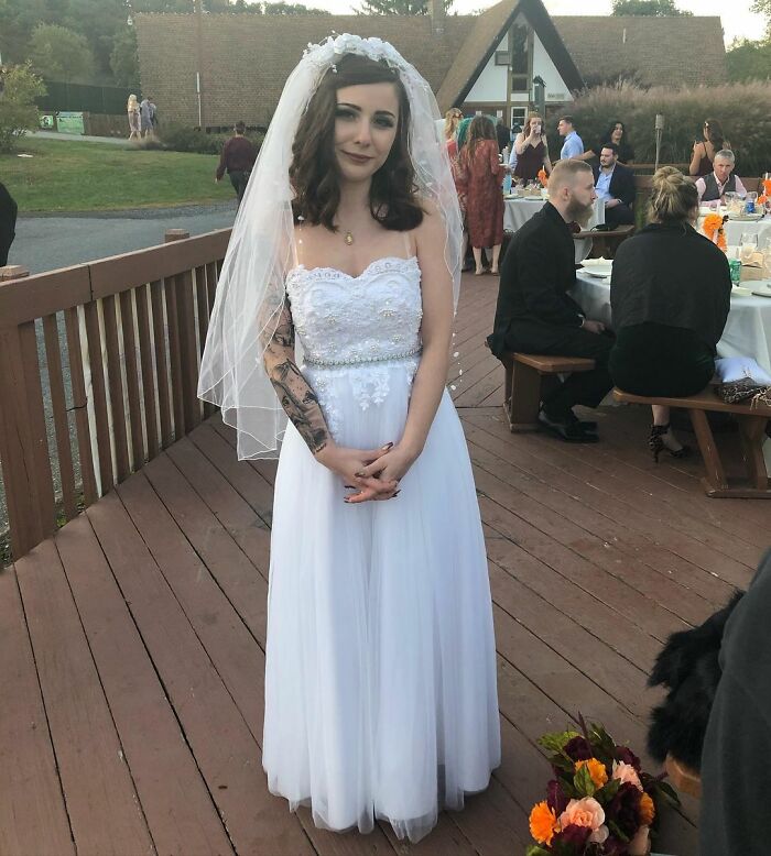 Une robe de mariée réalisée par les mariées